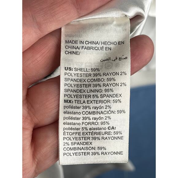 WHBM sleeveless white sheath dress with black piping, size 4P, EUC - Picture 3 of 11